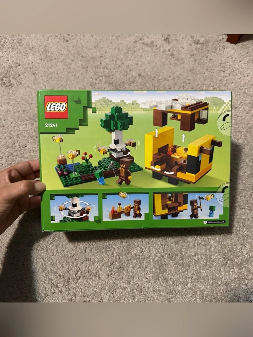 LEGO Minecraft The Bee Cottage 21241 Building Toy Set